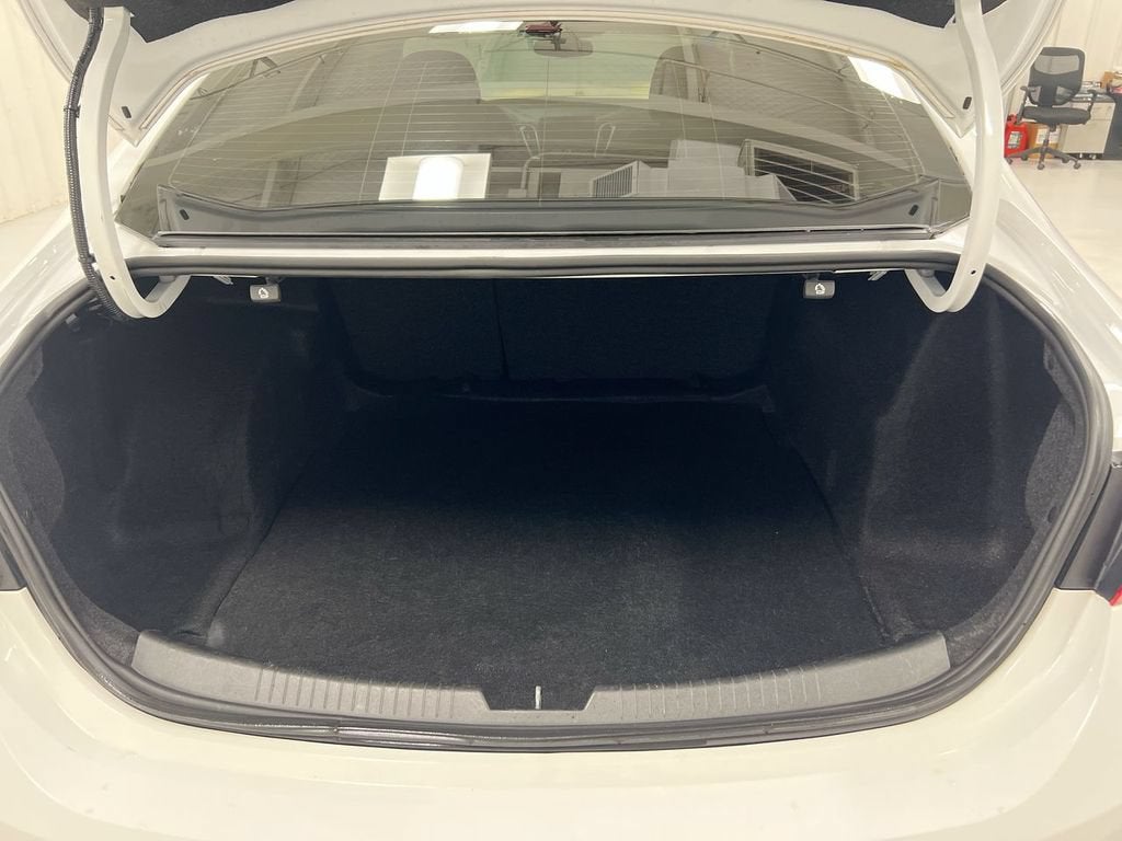2021 Chevrolet Malibu LS