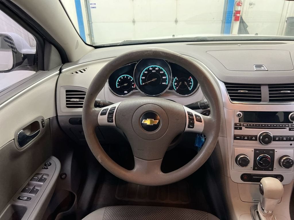 2011 Chevrolet Malibu LT w/1LT