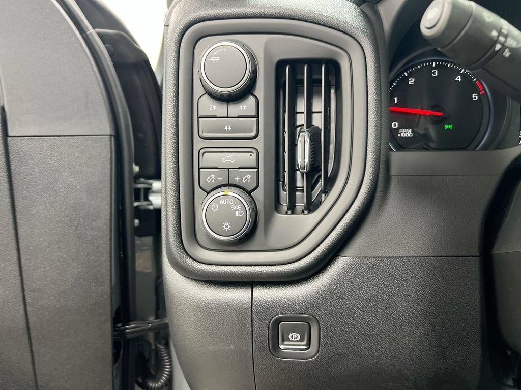 2026 Chevrolet Silverado 3500 HD WT DRW