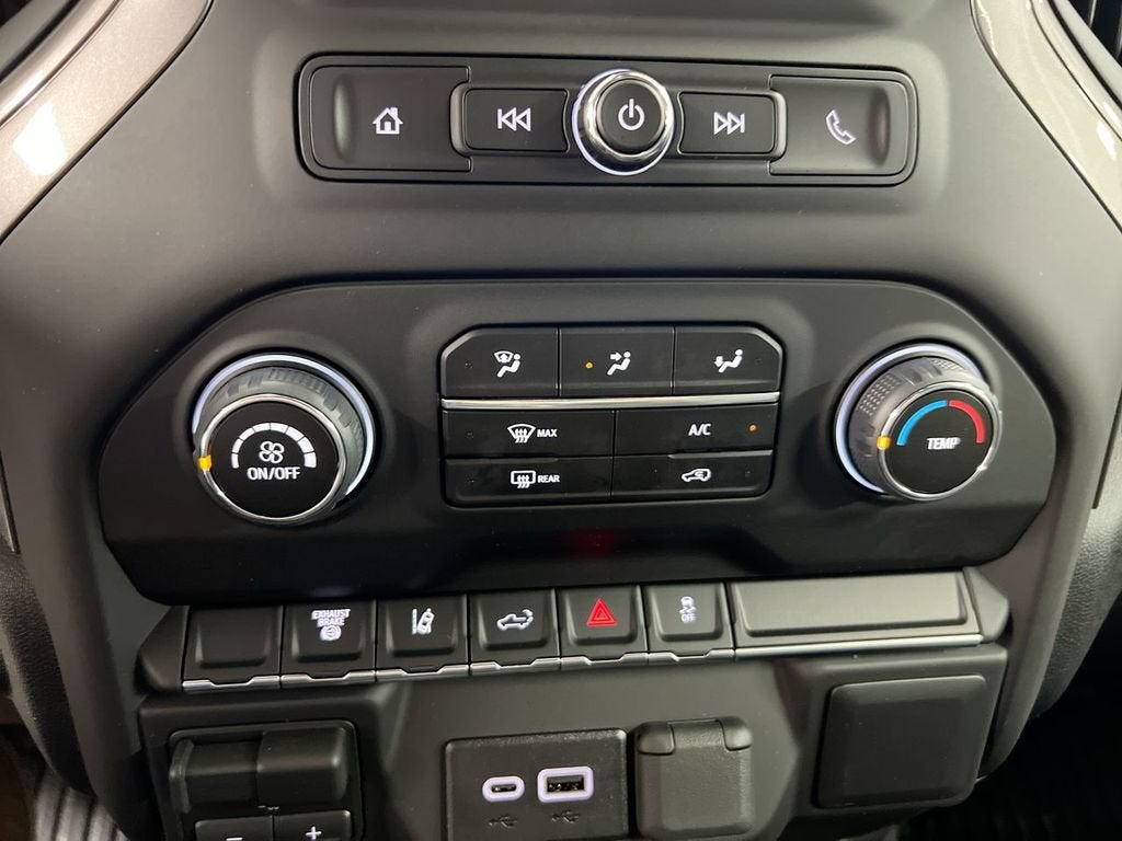 2026 Chevrolet Silverado 3500 HD WT DRW