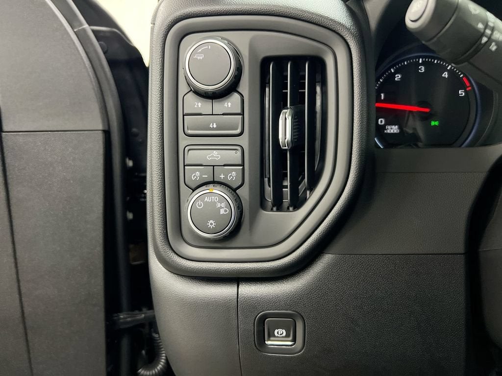 2026 Chevrolet Silverado 3500 HD WT DRW