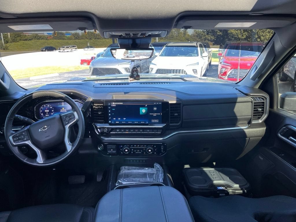 2025 Chevrolet Silverado 3500 HD LTZ