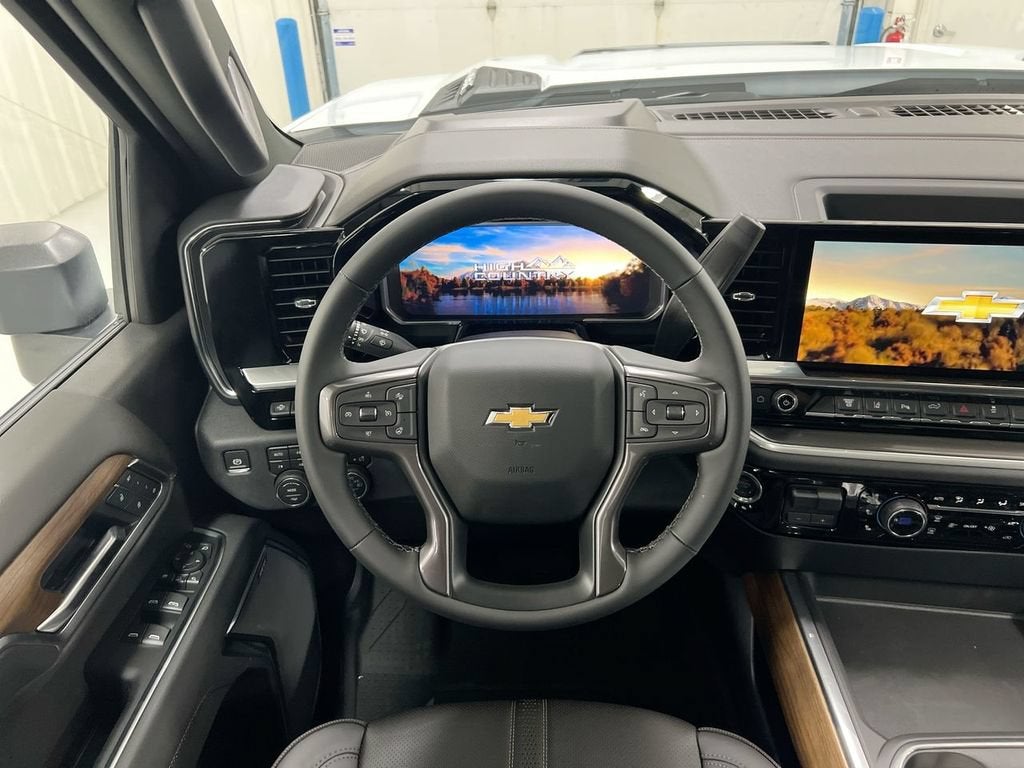 2026 Chevrolet Silverado 3500 HD High Country DRW