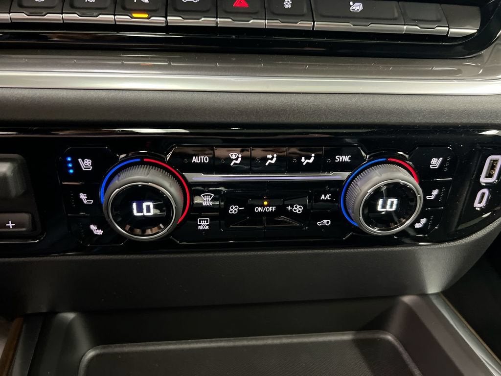 2026 Chevrolet Silverado 3500 HD High Country DRW