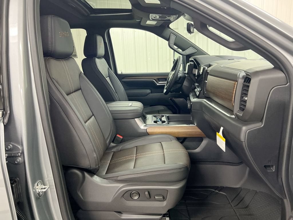 2026 Chevrolet Silverado 3500 HD High Country DRW