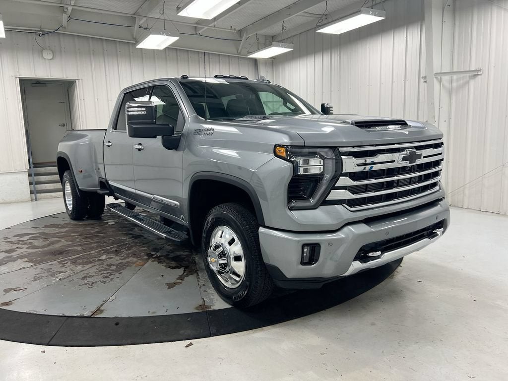 2026 Chevrolet Silverado 3500 HD High Country DRW