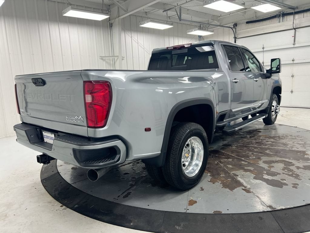 2026 Chevrolet Silverado 3500 HD High Country DRW