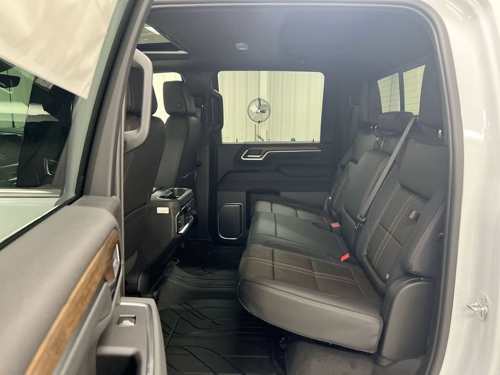 2026 Chevrolet Silverado 3500 HD High Country DRW