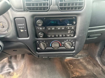 2003 Chevrolet S10 Base