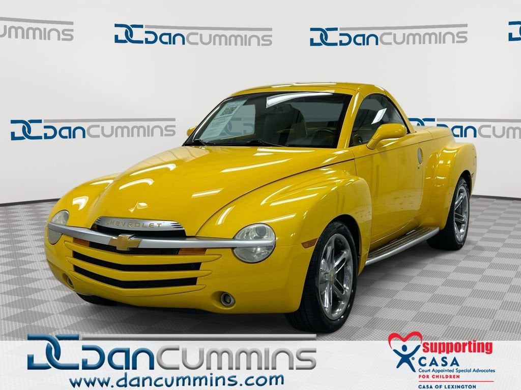 2004 Chevrolet SSR LS's photo