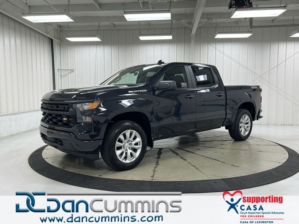 2023 Chevrolet Silverado 1500 Custom