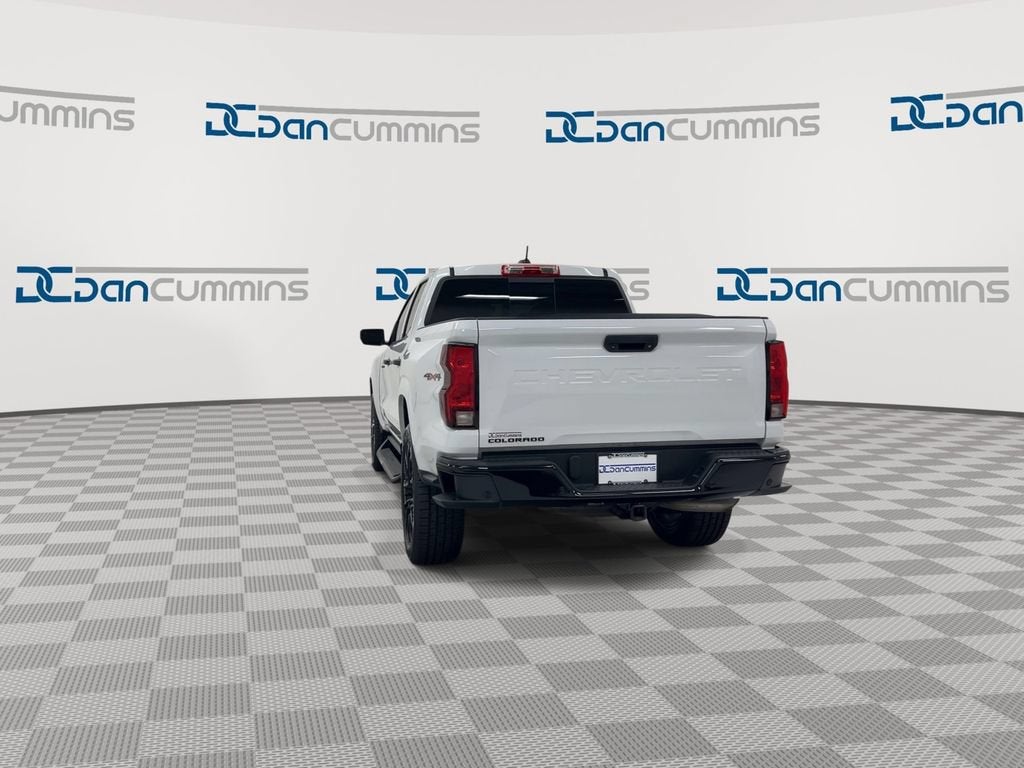2023 Chevrolet Colorado WT