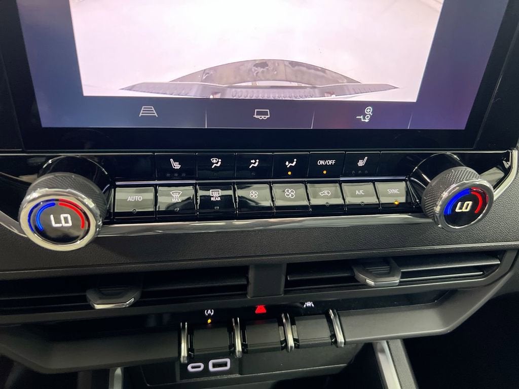 2026 Chevrolet Colorado Trail Boss - Photo 17