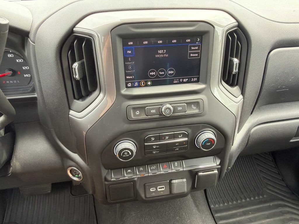 2023 Chevrolet Silverado 1500 Custom
