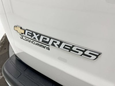 2025 Chevrolet Express Cargo WT