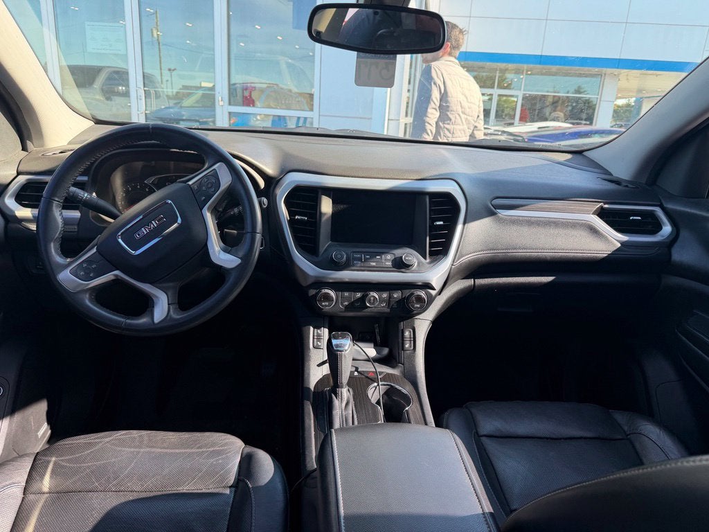 2017 GMC Acadia SLT