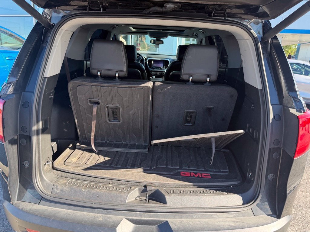 2017 GMC Acadia SLT