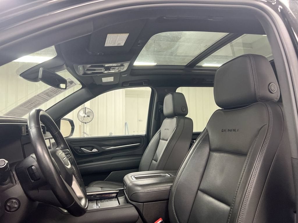 2022 GMC Yukon XL Denali
