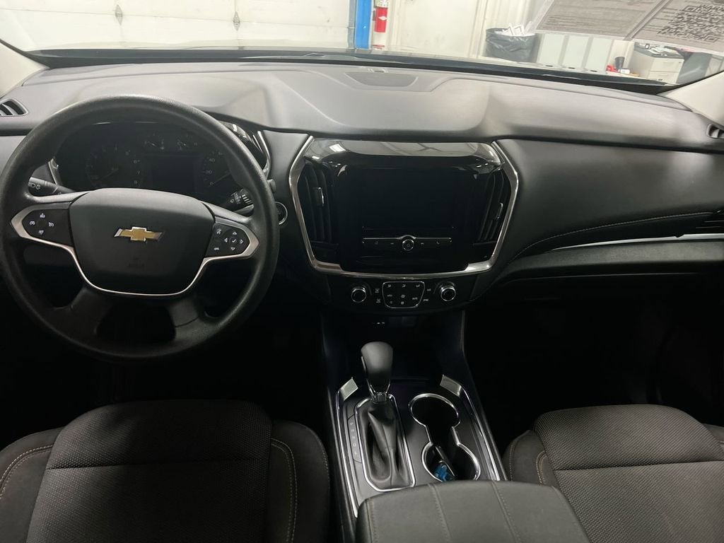 2021 Chevrolet Traverse LS
