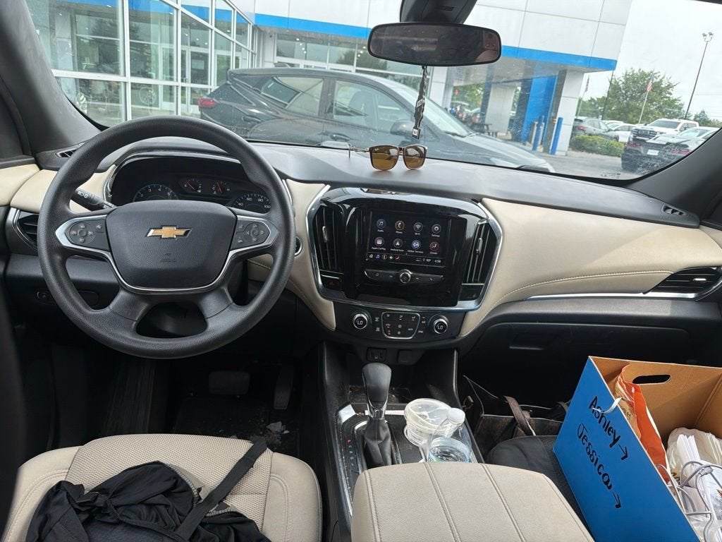 2023 Chevrolet Traverse LS