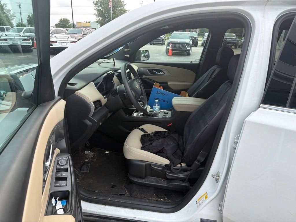 2023 Chevrolet Traverse LS