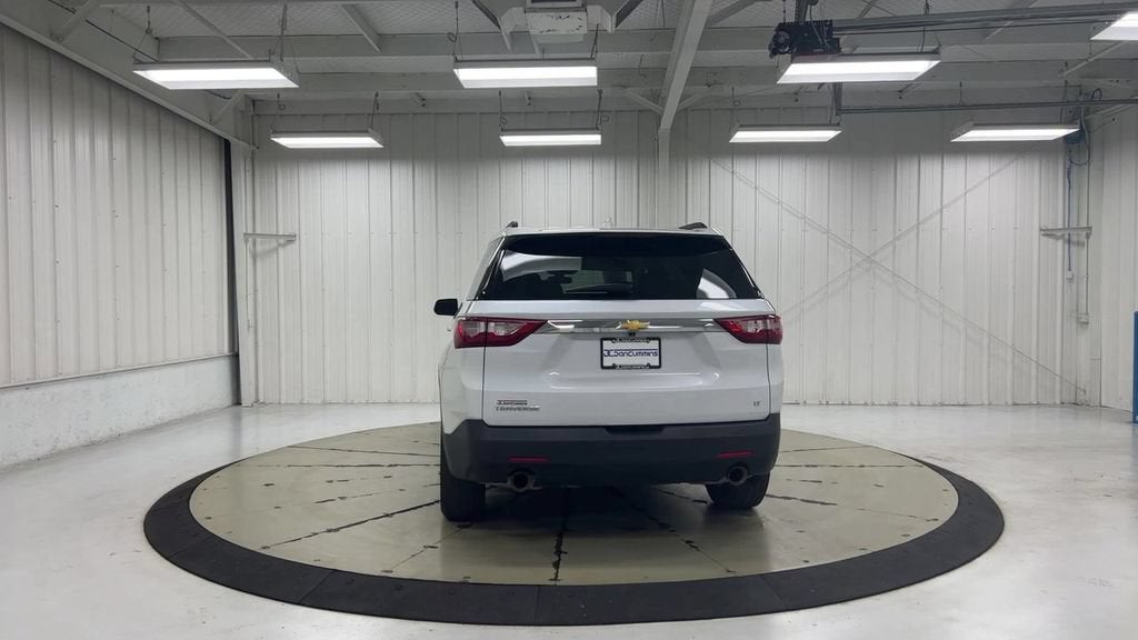 2021 Chevrolet Traverse LT Cloth