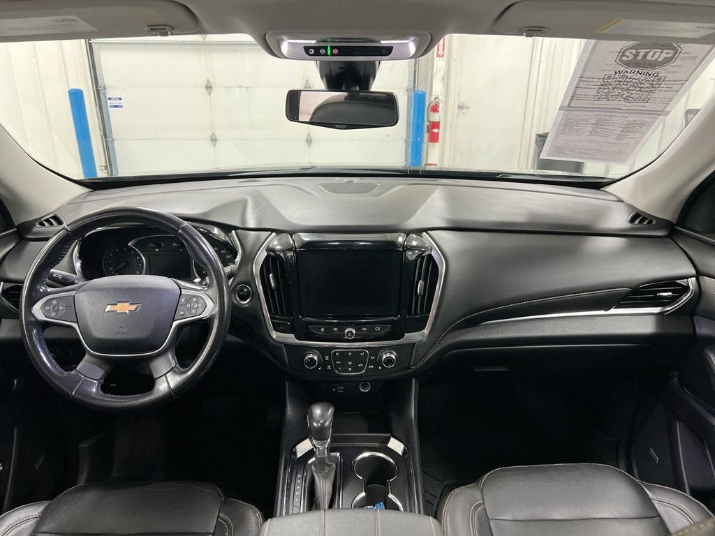 2021 Chevrolet Traverse LT Leather