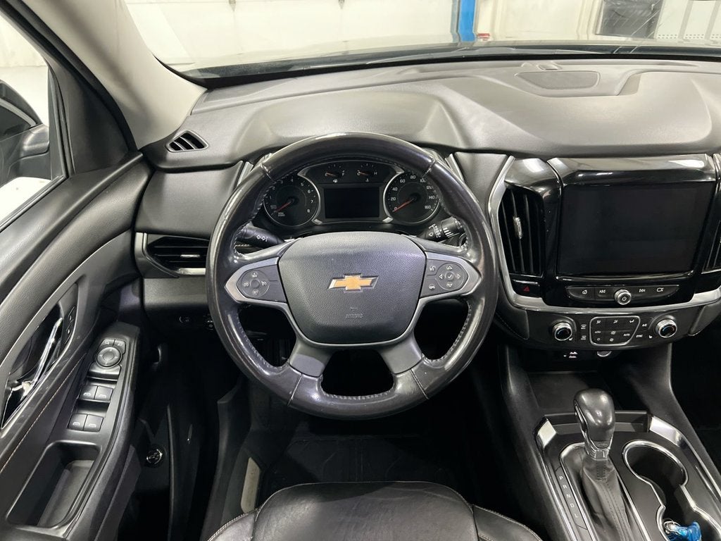 2021 Chevrolet Traverse LT Leather
