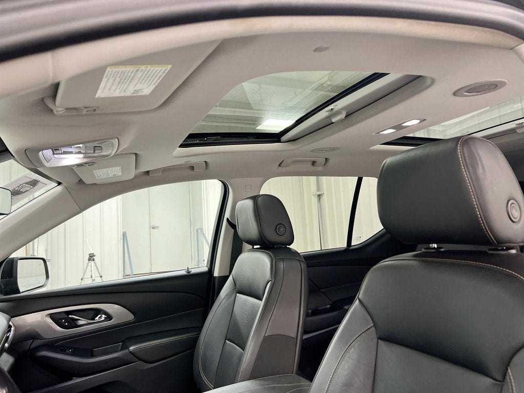 2021 Chevrolet Traverse LT Leather