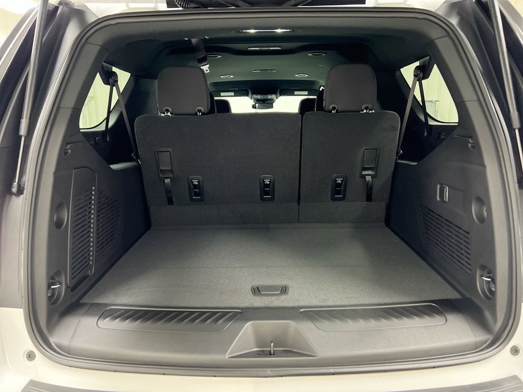 2027 Chevrolet Suburban LS