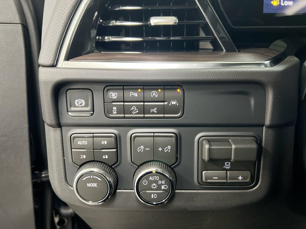2027 Chevrolet Suburban Premier