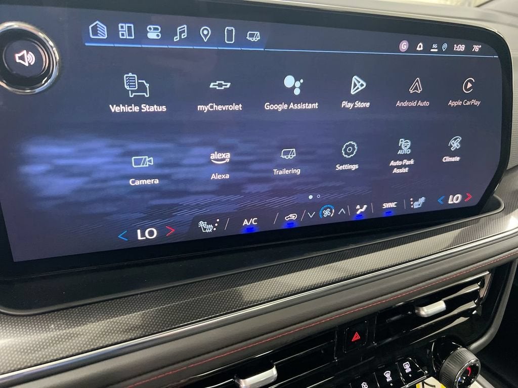 2025 Chevrolet Tahoe RST