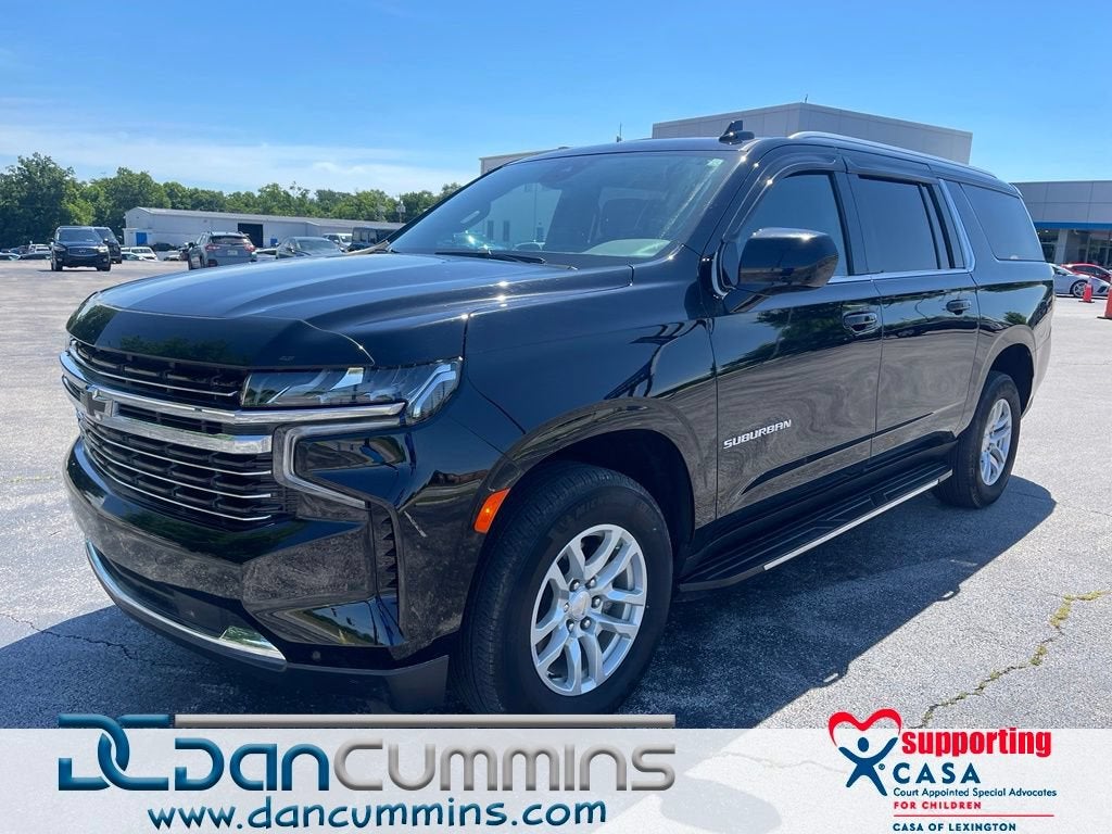 2023 Chevrolet Suburban LT