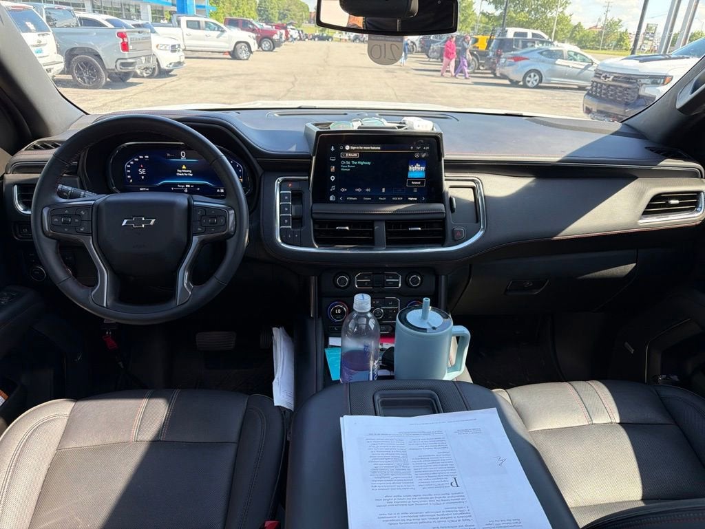 2023 Chevrolet Suburban RST