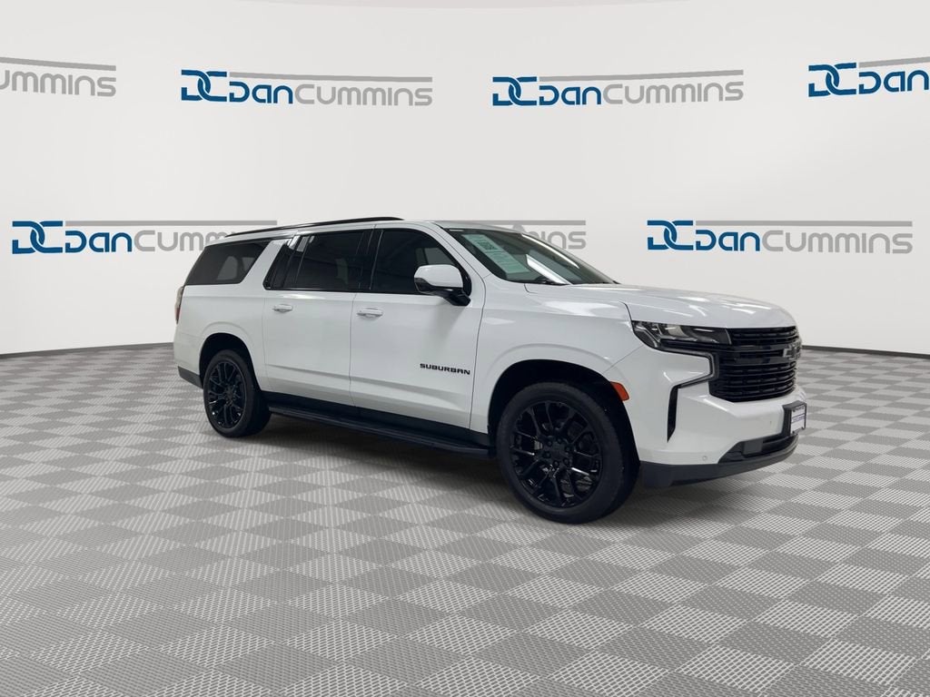 2023 Chevrolet Suburban RST