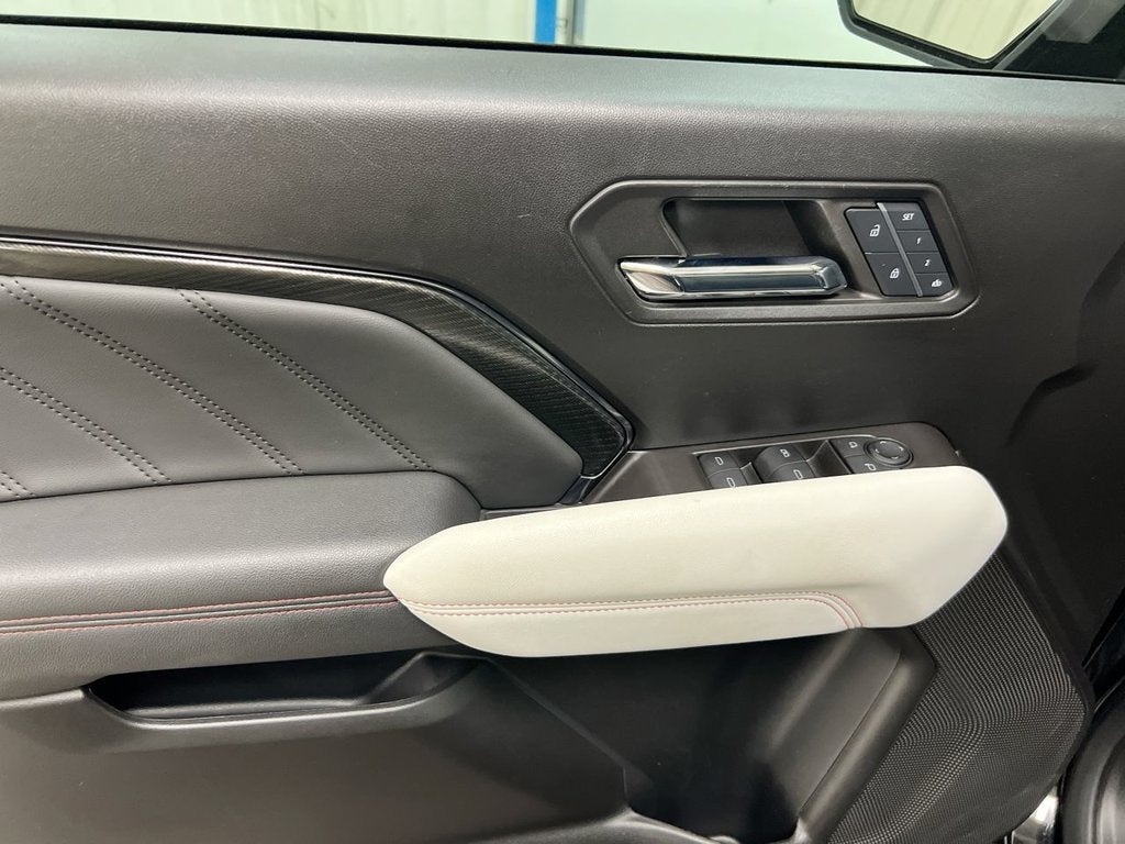 2024 GMC Canyon AT4X