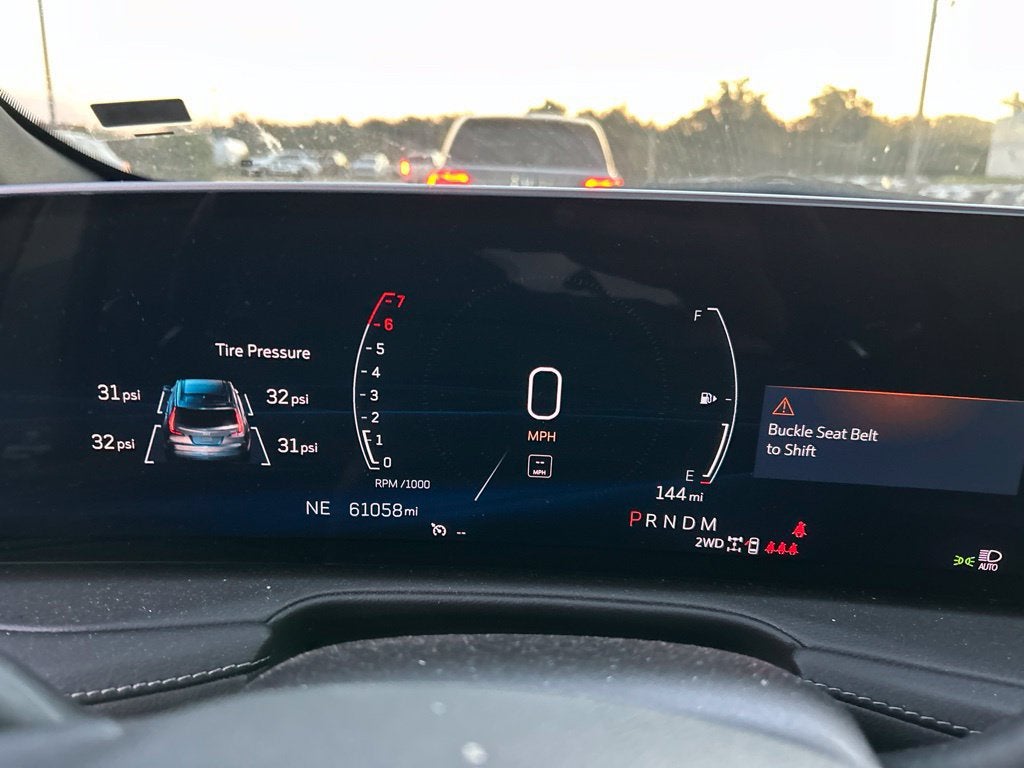 2024 Cadillac XT4 Premium Luxury