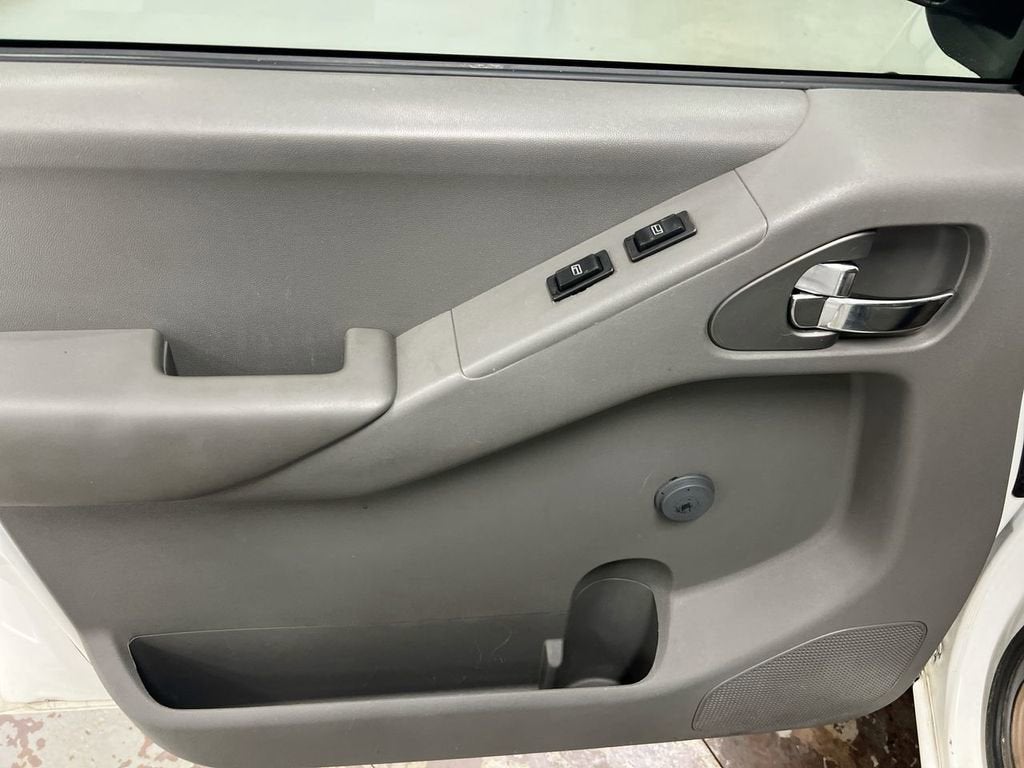 2013 Nissan Frontier S