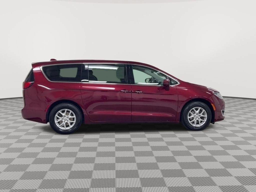 2020 Chrysler Pacifica Touring