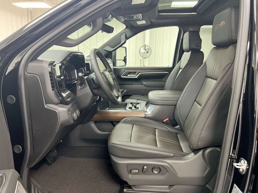 2026 Chevrolet Silverado 2500 HD High Country