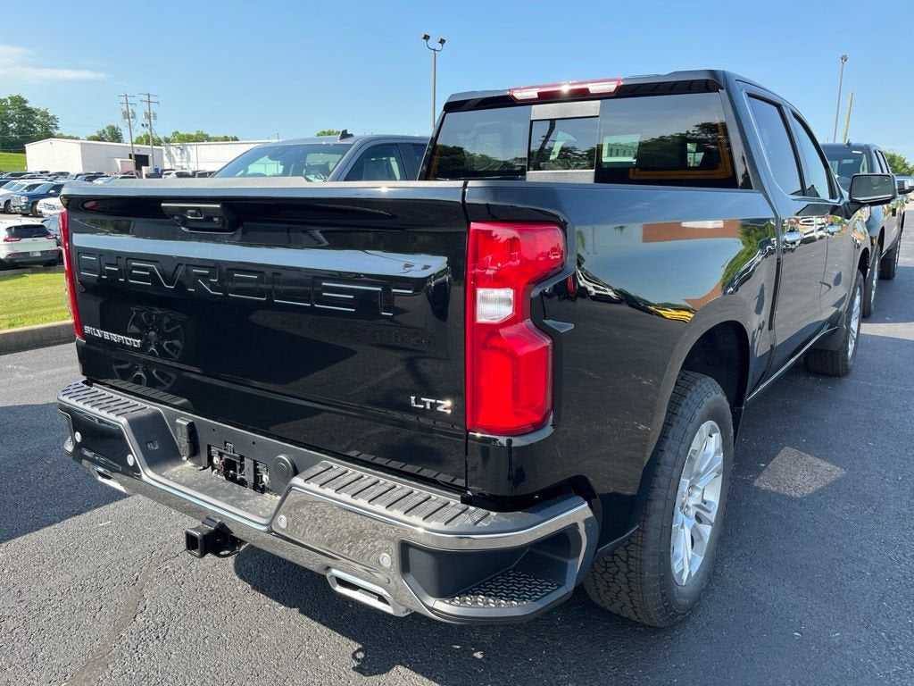 2026 Chevrolet Silverado 1500 LTZ - Photo 3