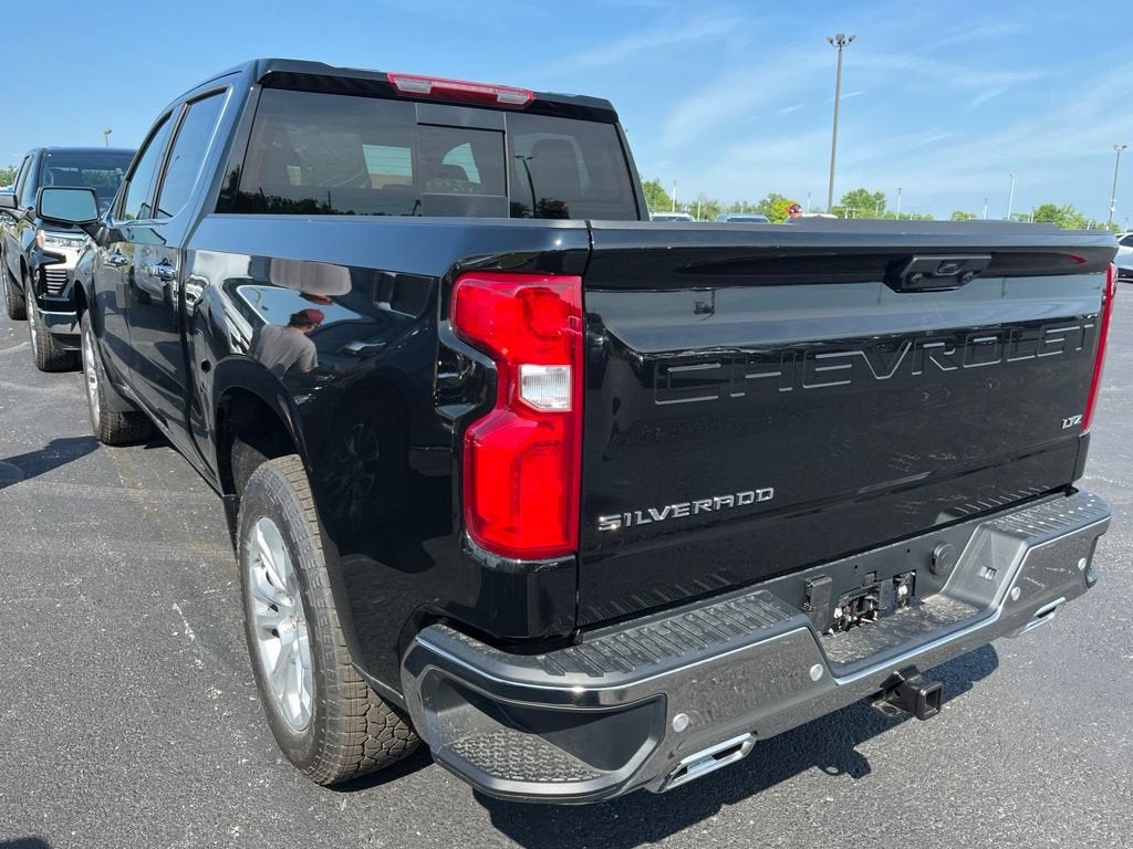2026 Chevrolet Silverado 1500 LTZ - Photo 4