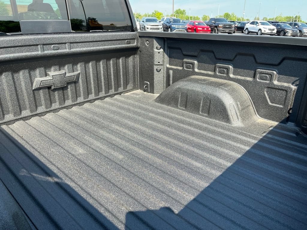 2026 Chevrolet Silverado 1500 LTZ - Photo 9