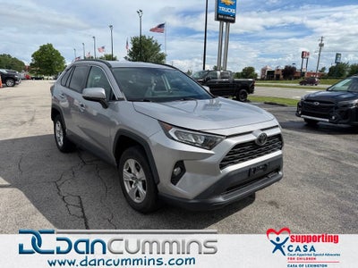 2020 Toyota RAV4 XLE