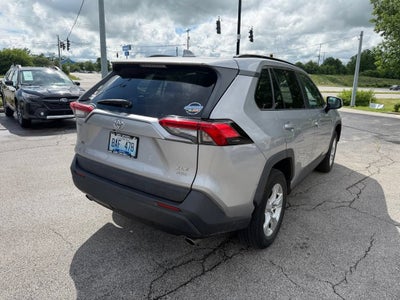 2020 Toyota RAV4 XLE