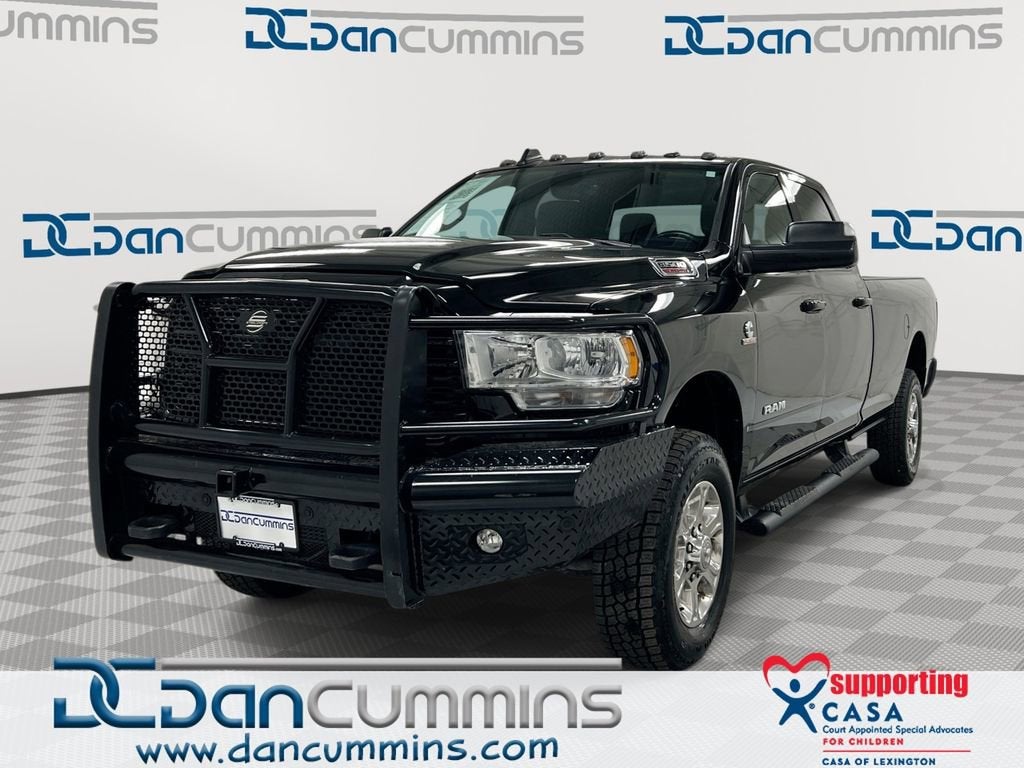 2022 RAM 3500 Big Horn 4X4 Crew Cab LWB's photo