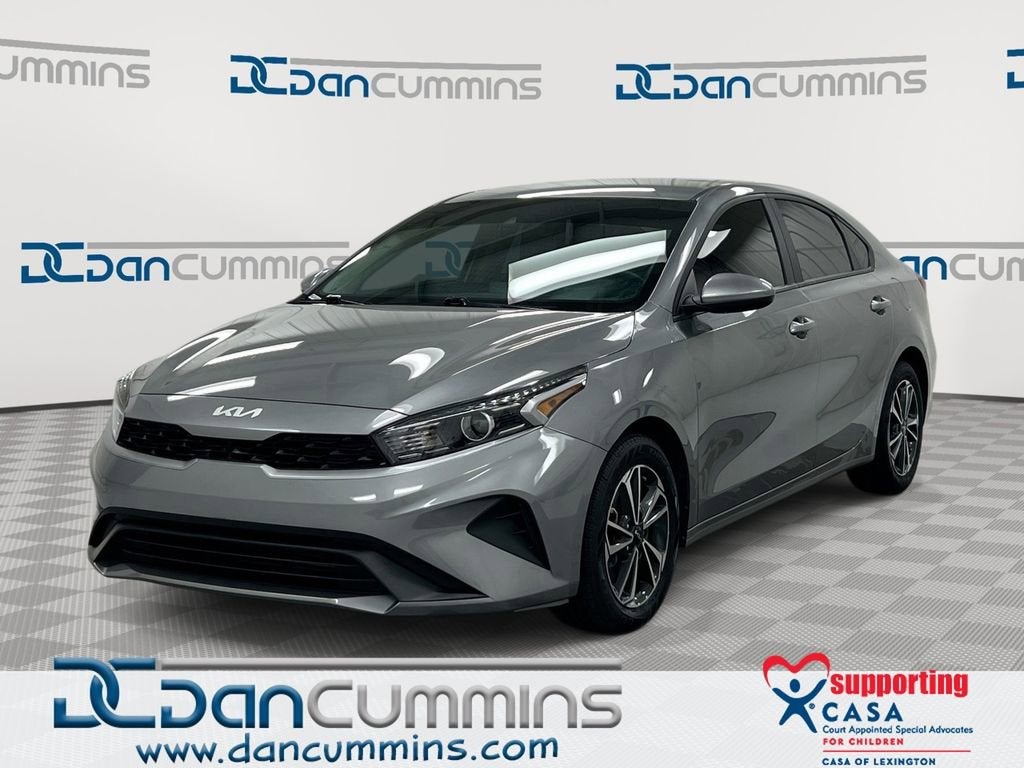2024 Kia Forte LXS AT's photo