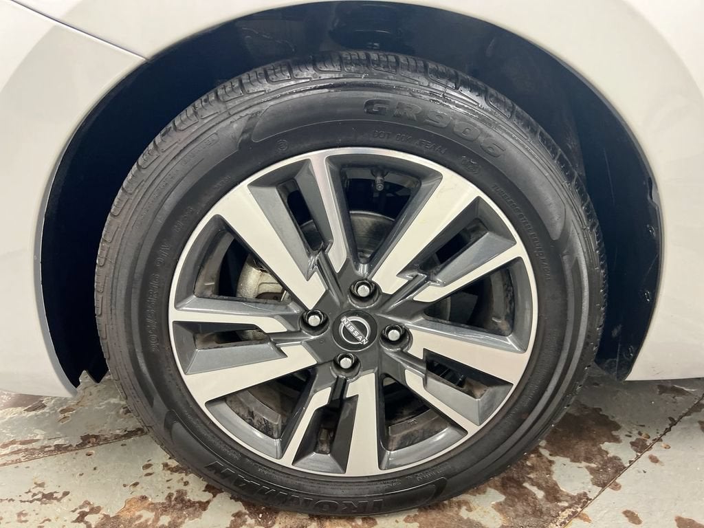 2024 Nissan Versa SV