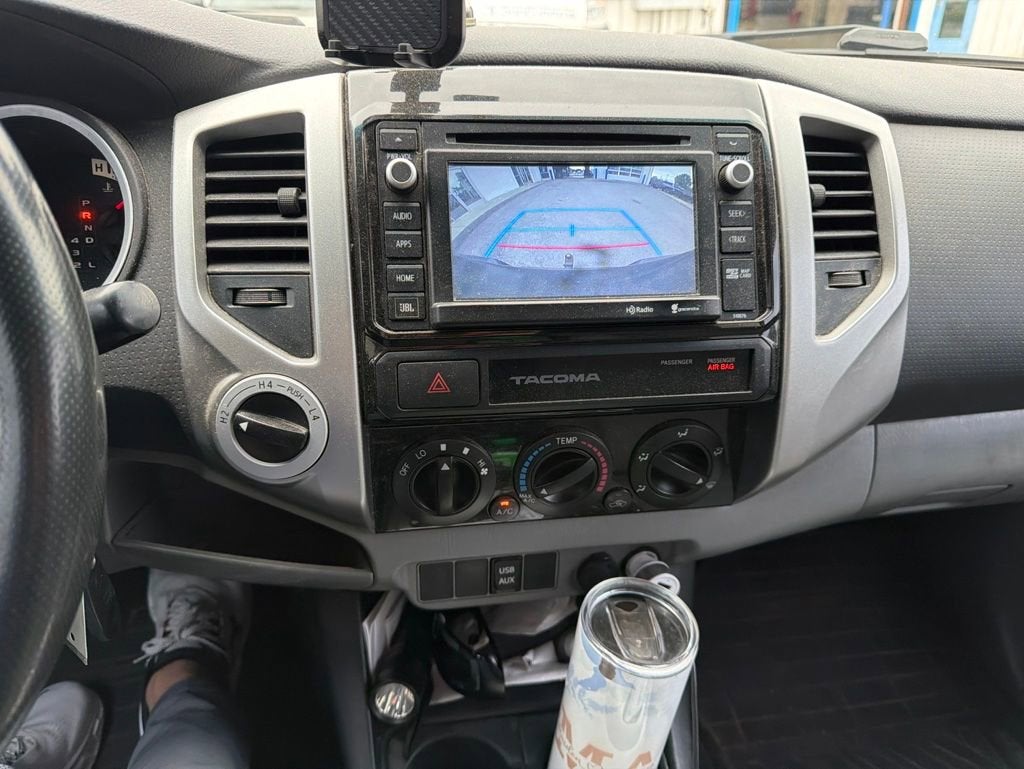 2015 Toyota Tacoma 4WD Double Cab V6 AT (Natl)