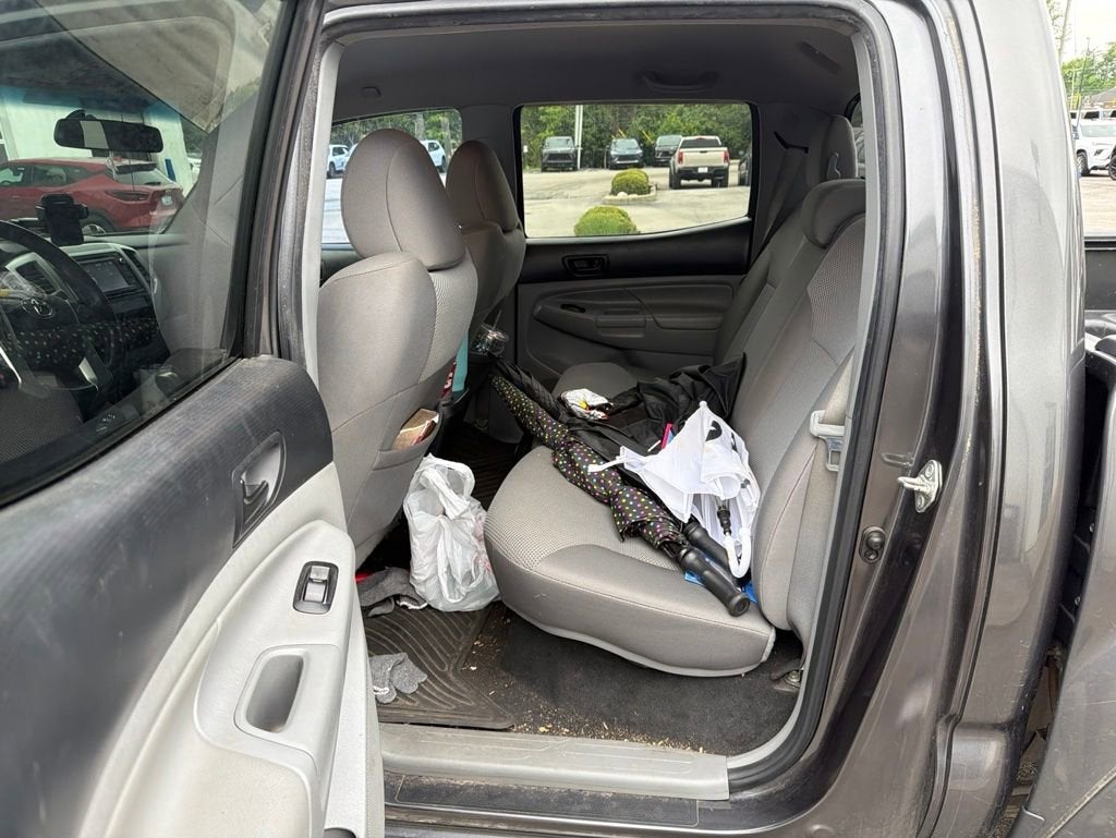 2015 Toyota Tacoma 4WD Double Cab V6 AT (Natl)